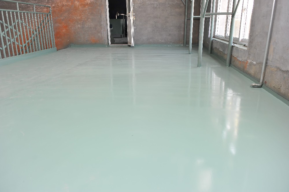 瓷磚維護(hù)新方案：晨虹醇酸底漆，讓瓷磚煥然一新