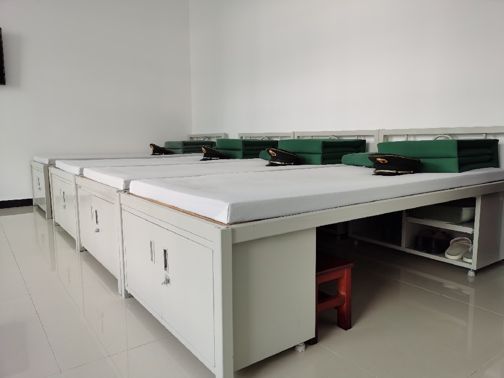 醫(yī)療健康設備新守護：晨虹醇酸防銹漆，為設備刷新維護保駕護航