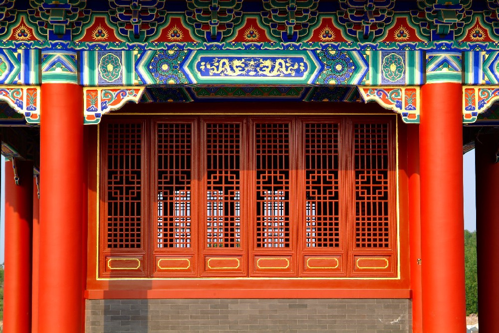 歷史文化遺產(chǎn)的守護神：晨虹醇酸防銹漆，讓古老記憶煥發(fā)新生