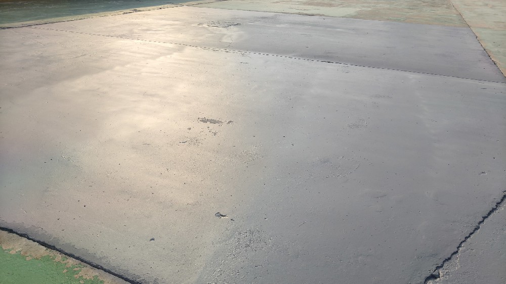 水泥面的華麗轉(zhuǎn)身：晨虹醇酸面漆，打造完美涂裝